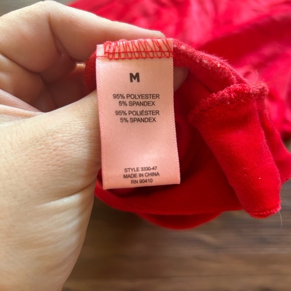 Juicy Couture red velour sweatshirt with Juicy gem lined logo - Picture 6 of 7